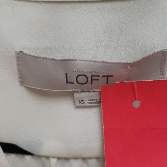 Loft top  - Picture 2 of 3